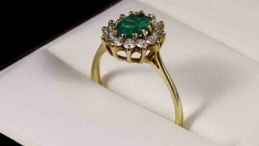 Smaragd gyűrű